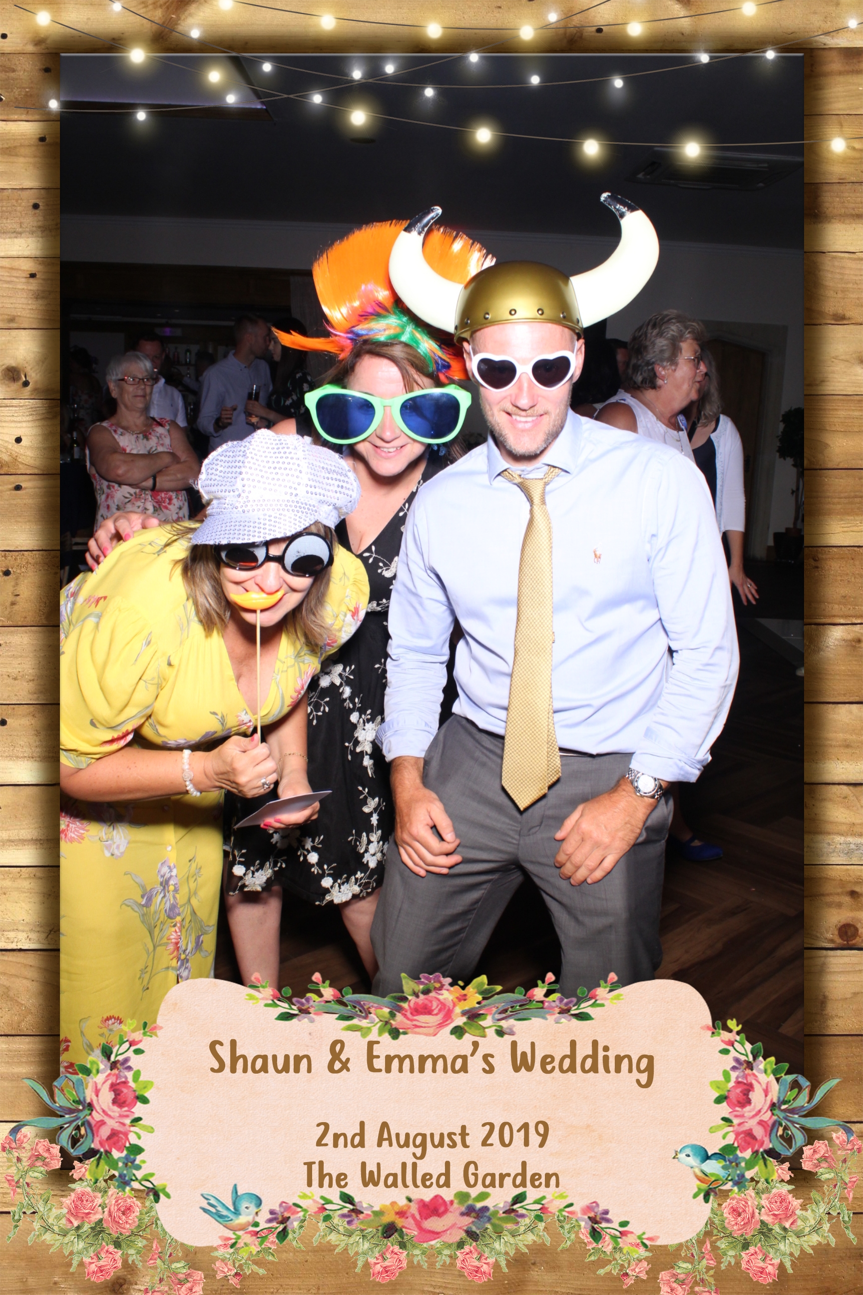 Shaun and Emma's Wedding | View more photos from the event at images.mobile-photo-booth.com/u/MobilePhotoBoothUK/Shaun-and-Emmas-Wedding